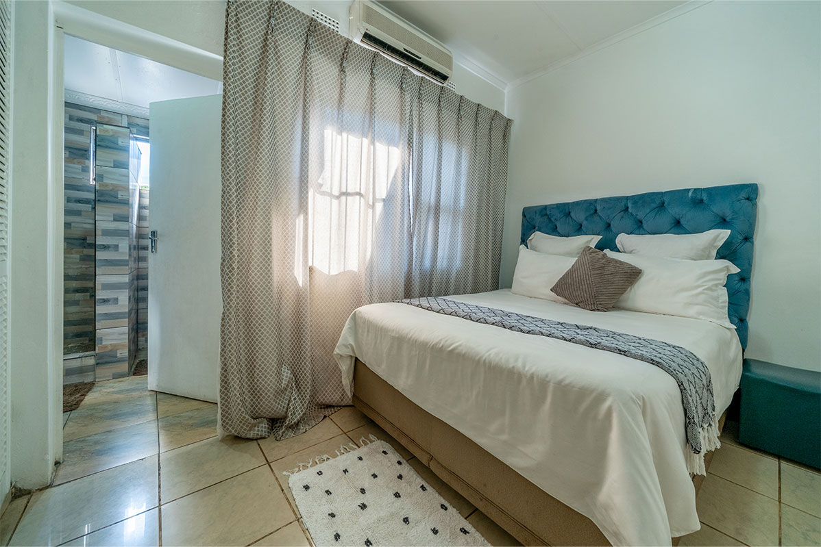 Family Room - Comfort & Convenience for the Whole Family