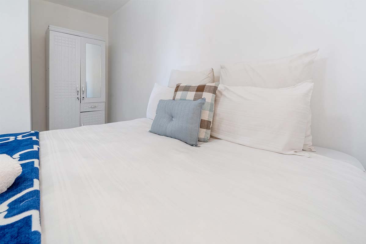 Standard Double Room - Modern Double Room Stylish Comfort